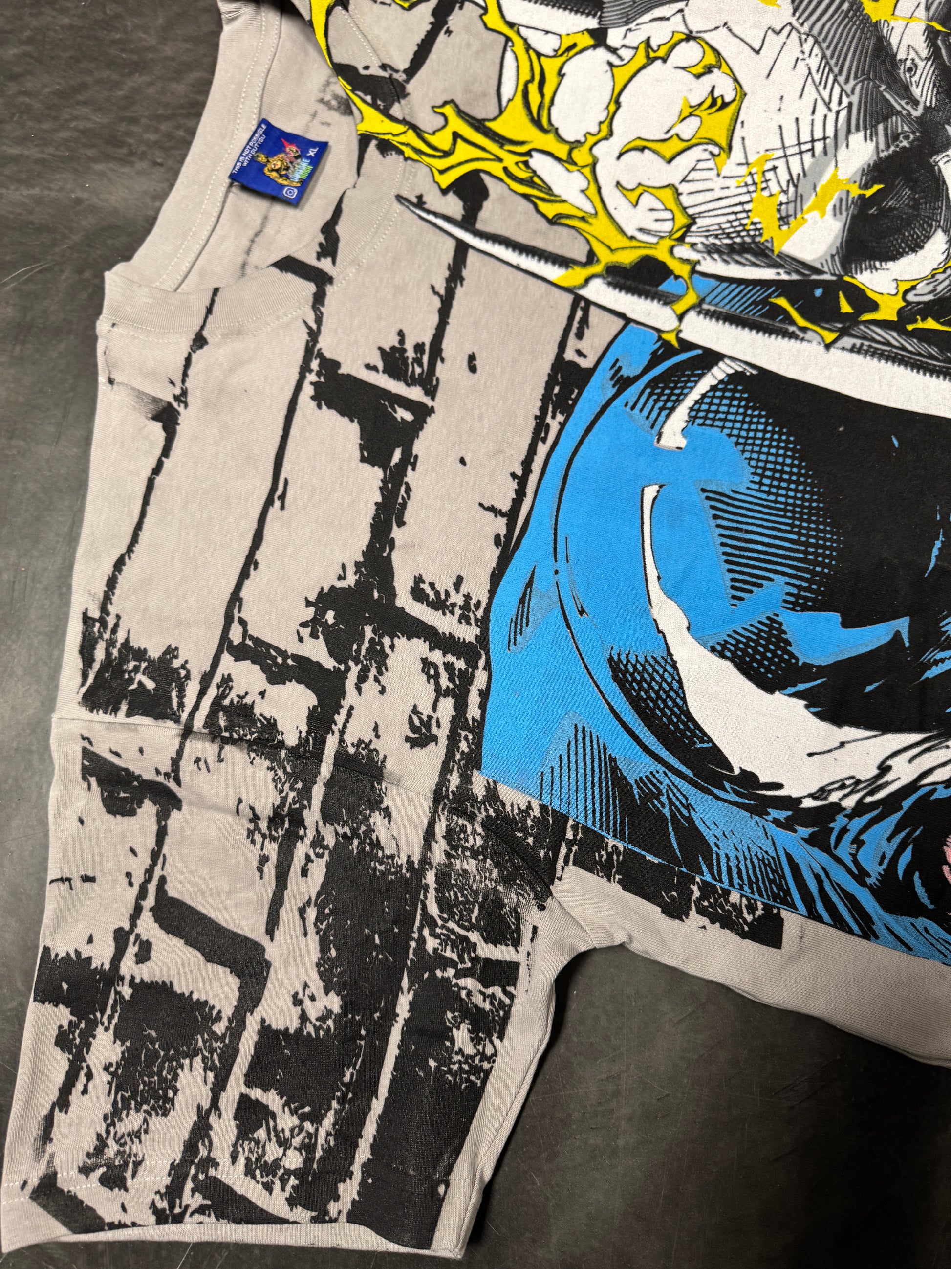 Light grey  - Anti venom (blue)
