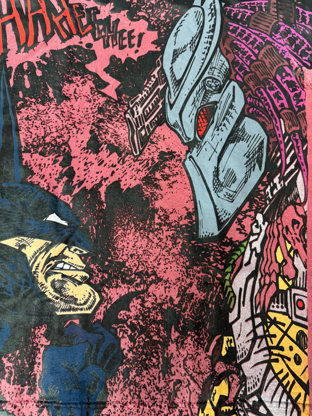 Faded red - Batman & predator