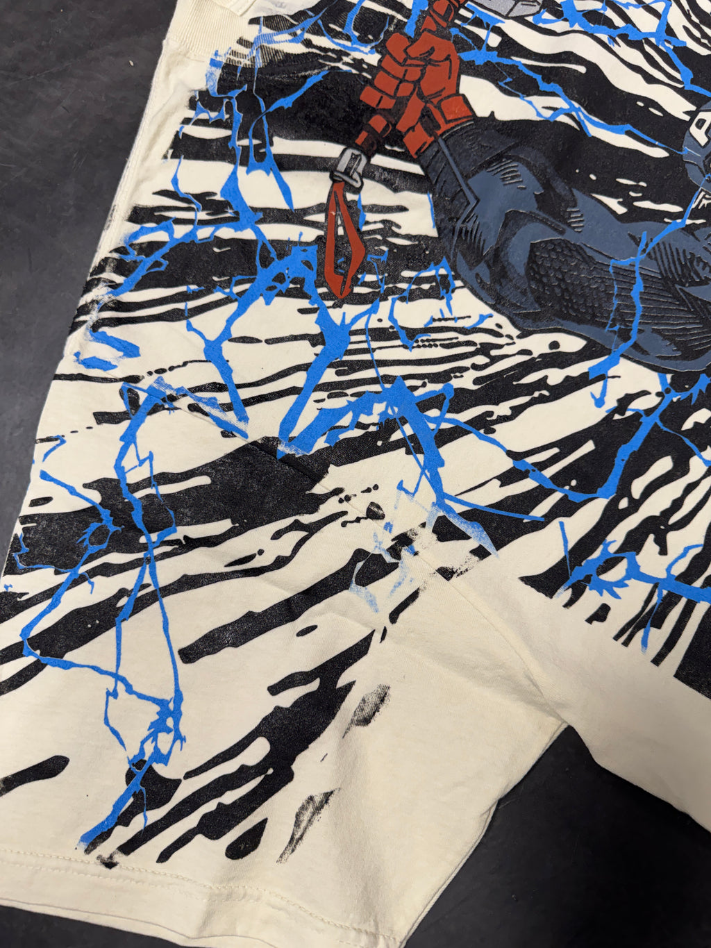 Cream - Captain America thors hammer mega print