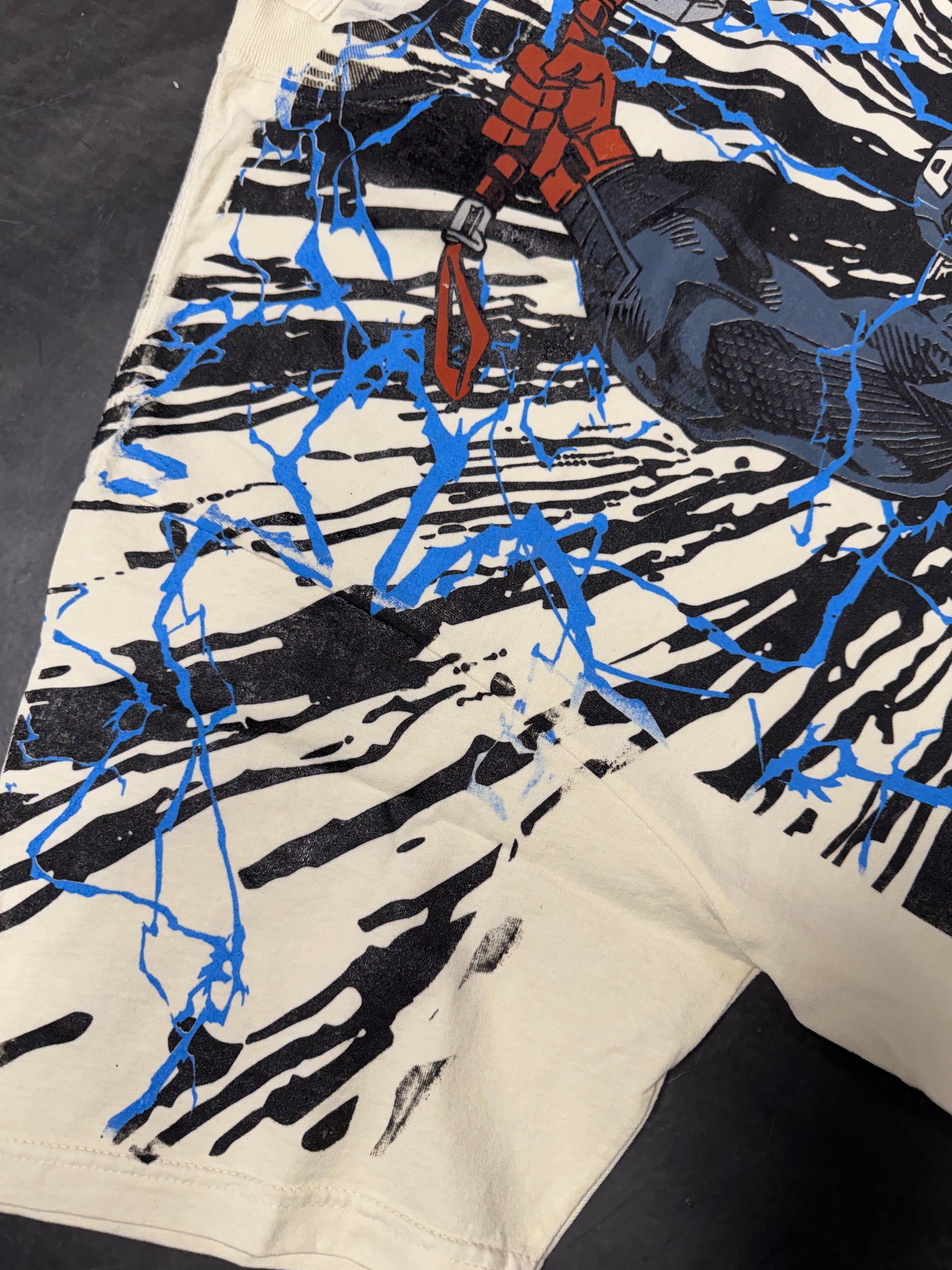 Cream - Captain America thors hammer mega print