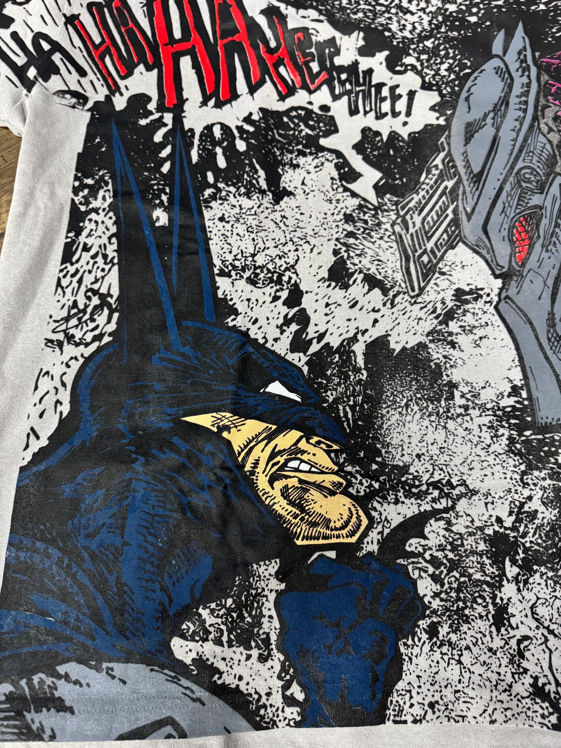 Light grey - Batman & predator