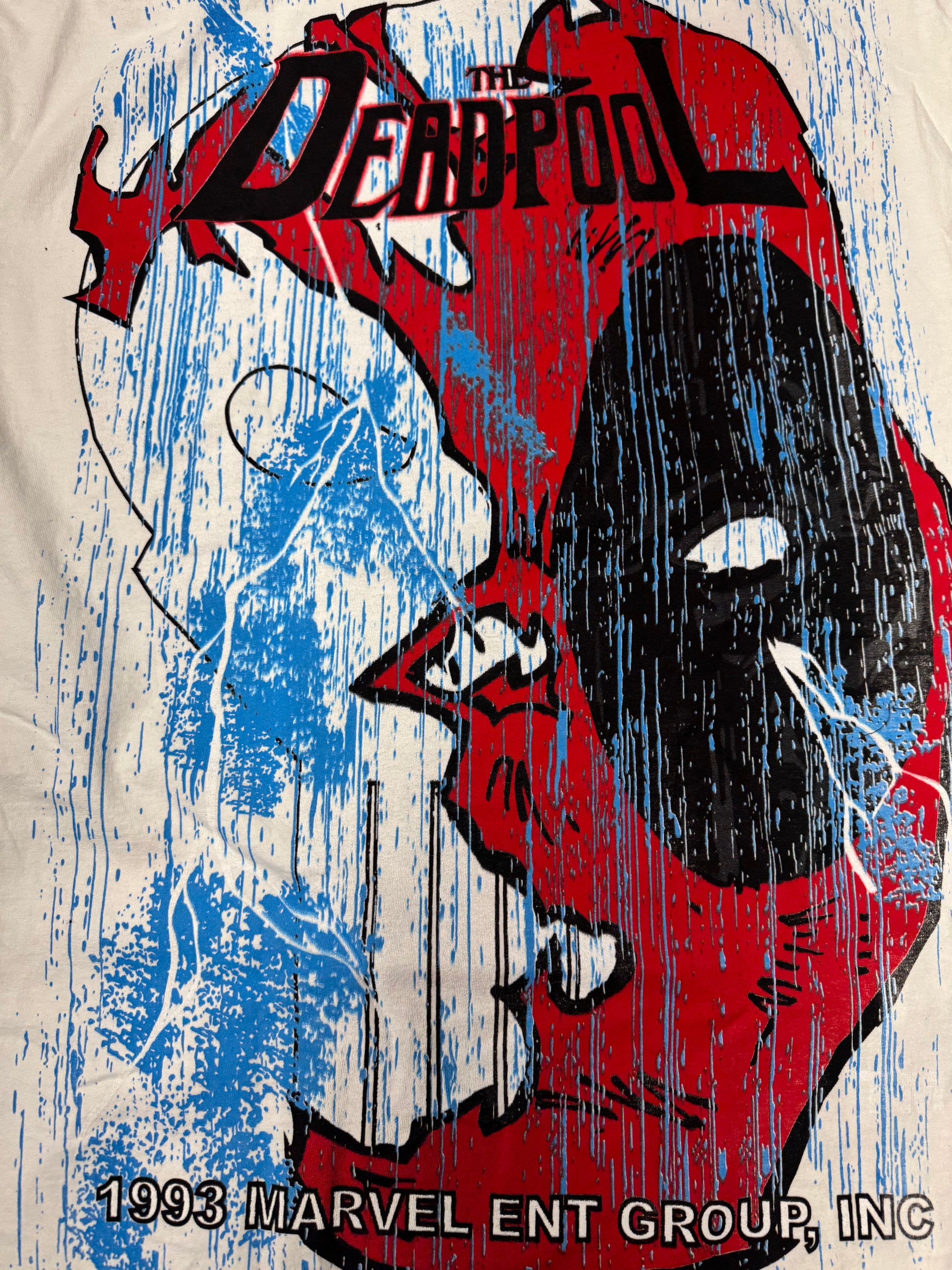 White - Deadpool original (blue)