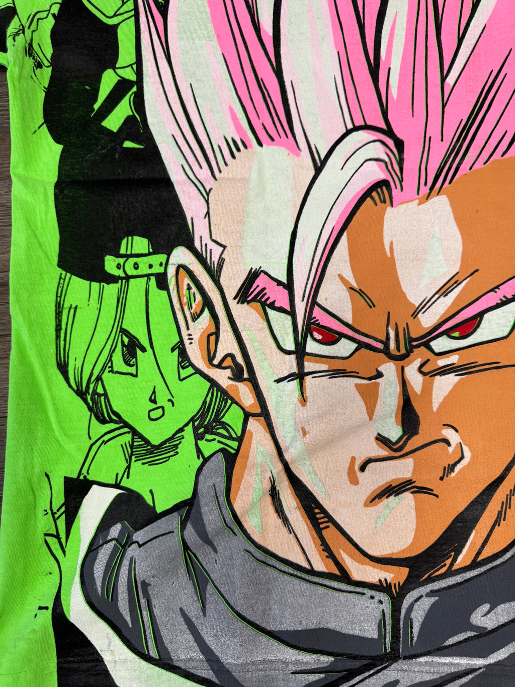 Neon green - Gohan mega print (pink)