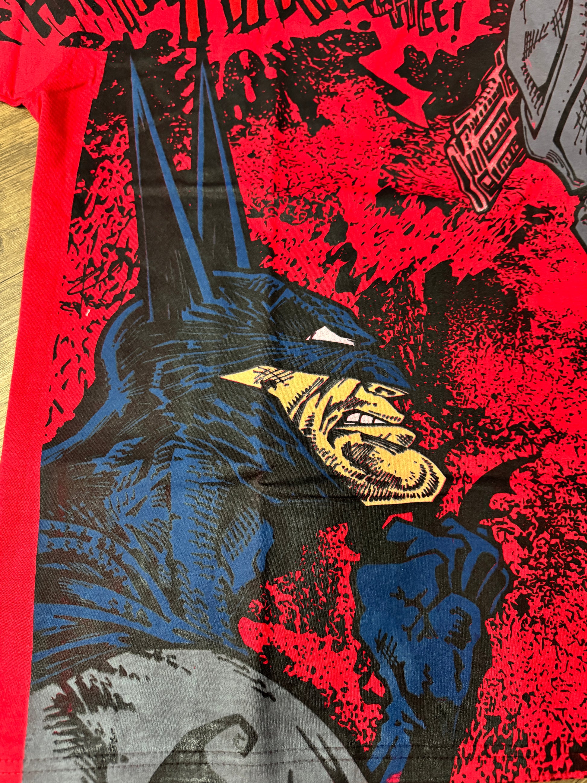 Red - Batman & predator