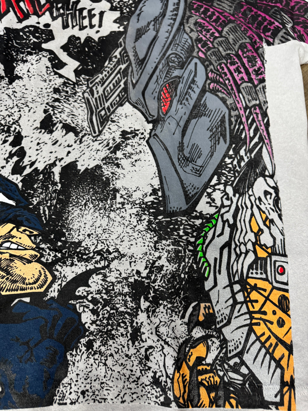 Light grey - Batman & predator