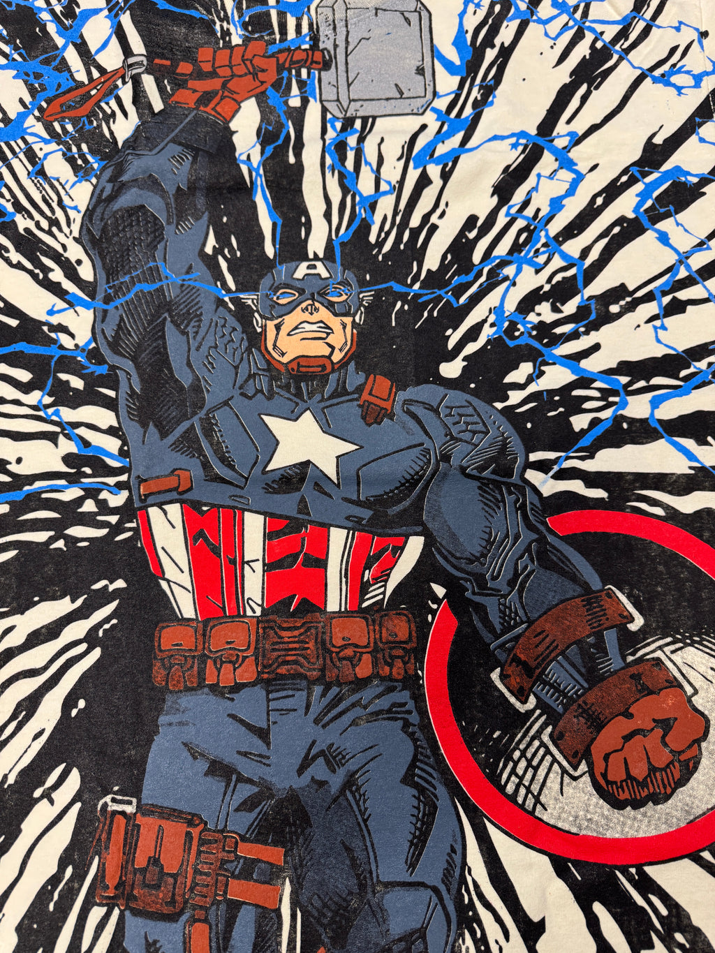 Cream - Captain America thors hammer mega print