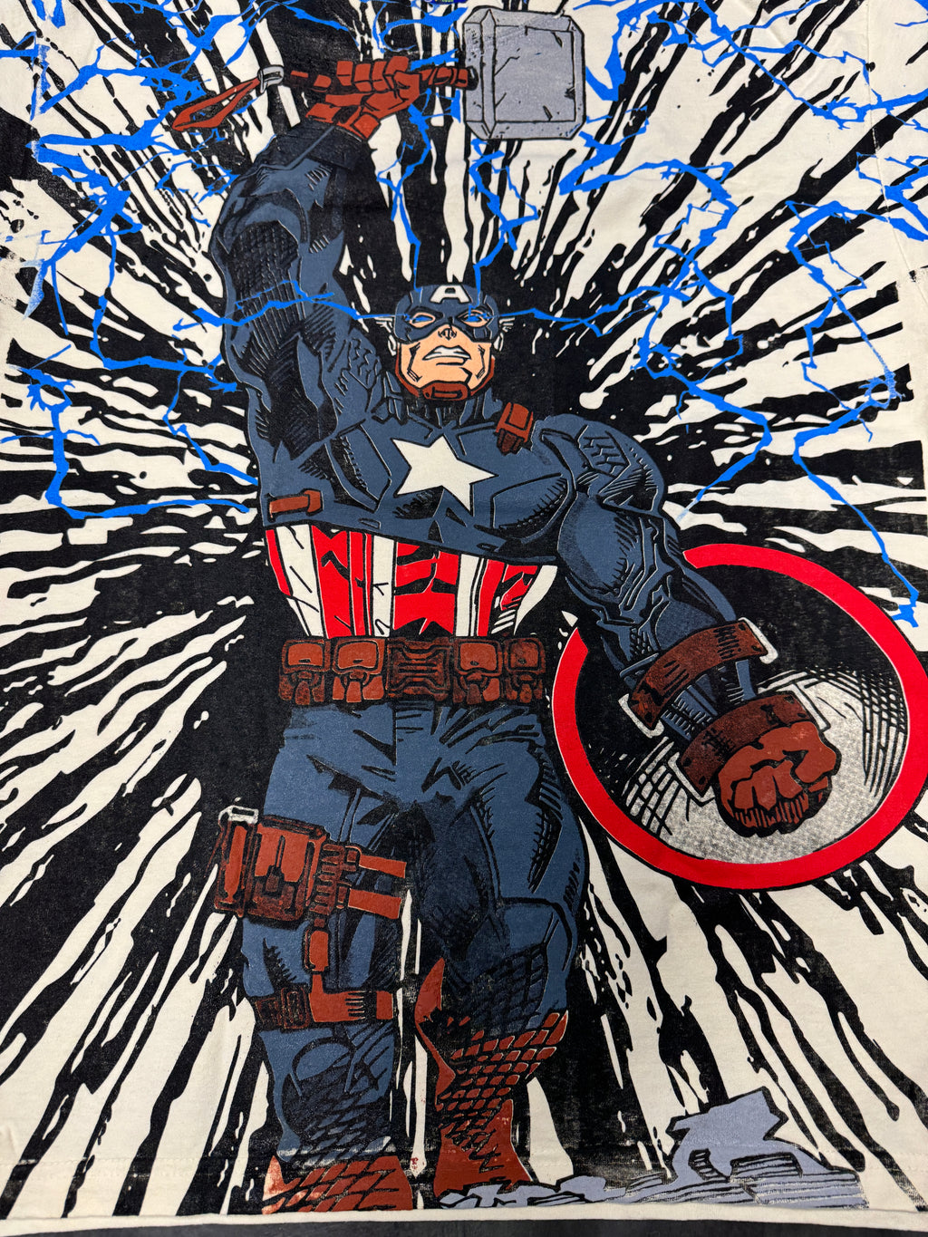 Cream - Captain America thors hammer mega print