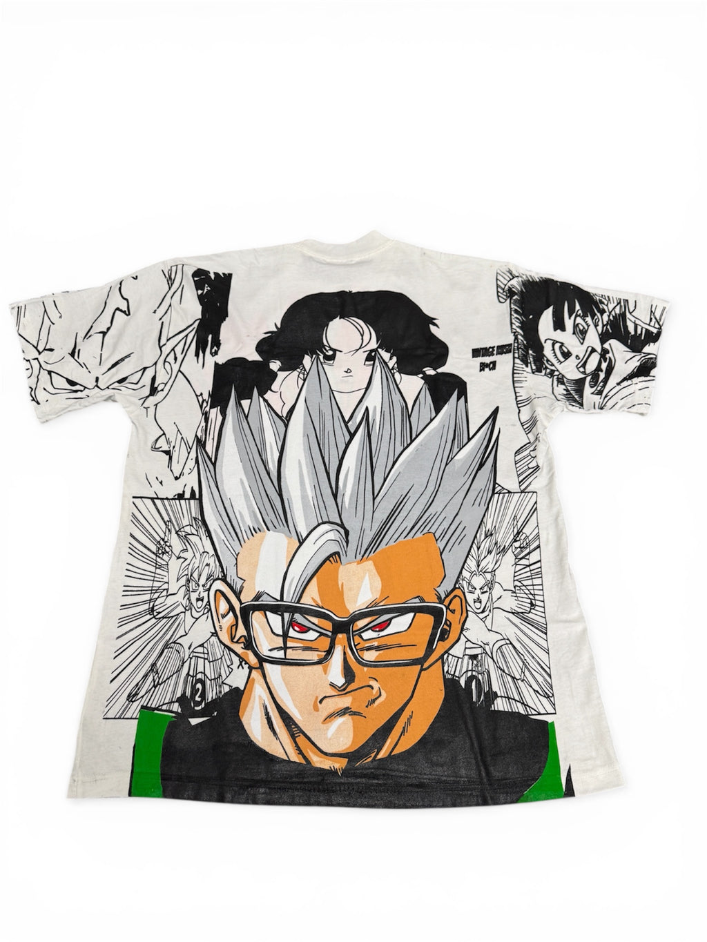 White - Gohan mega print pink)